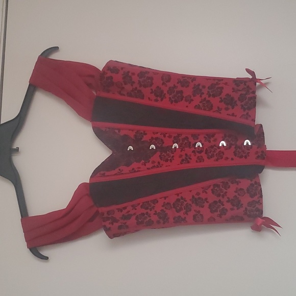 Hot Topic Tops - *NWT* Hot Topic Corset Red W/flocked Roses